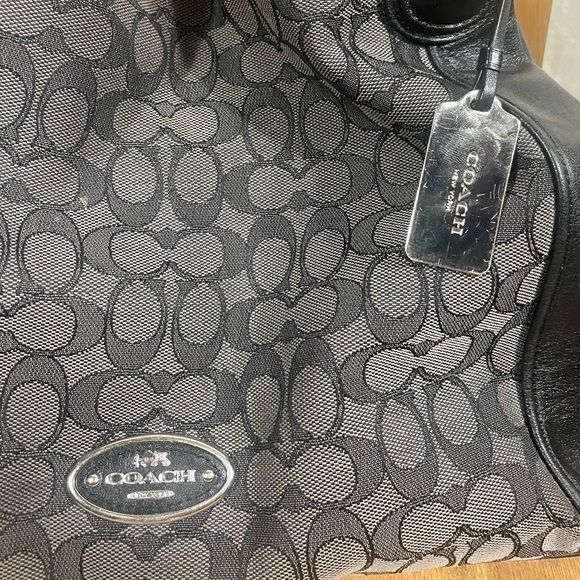 Coach Edie Shoulder Bag Signature Grey Black Current Leather - Picture 4 of 16